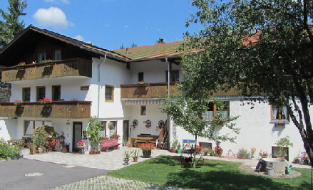 Hausneuu Hausneuu